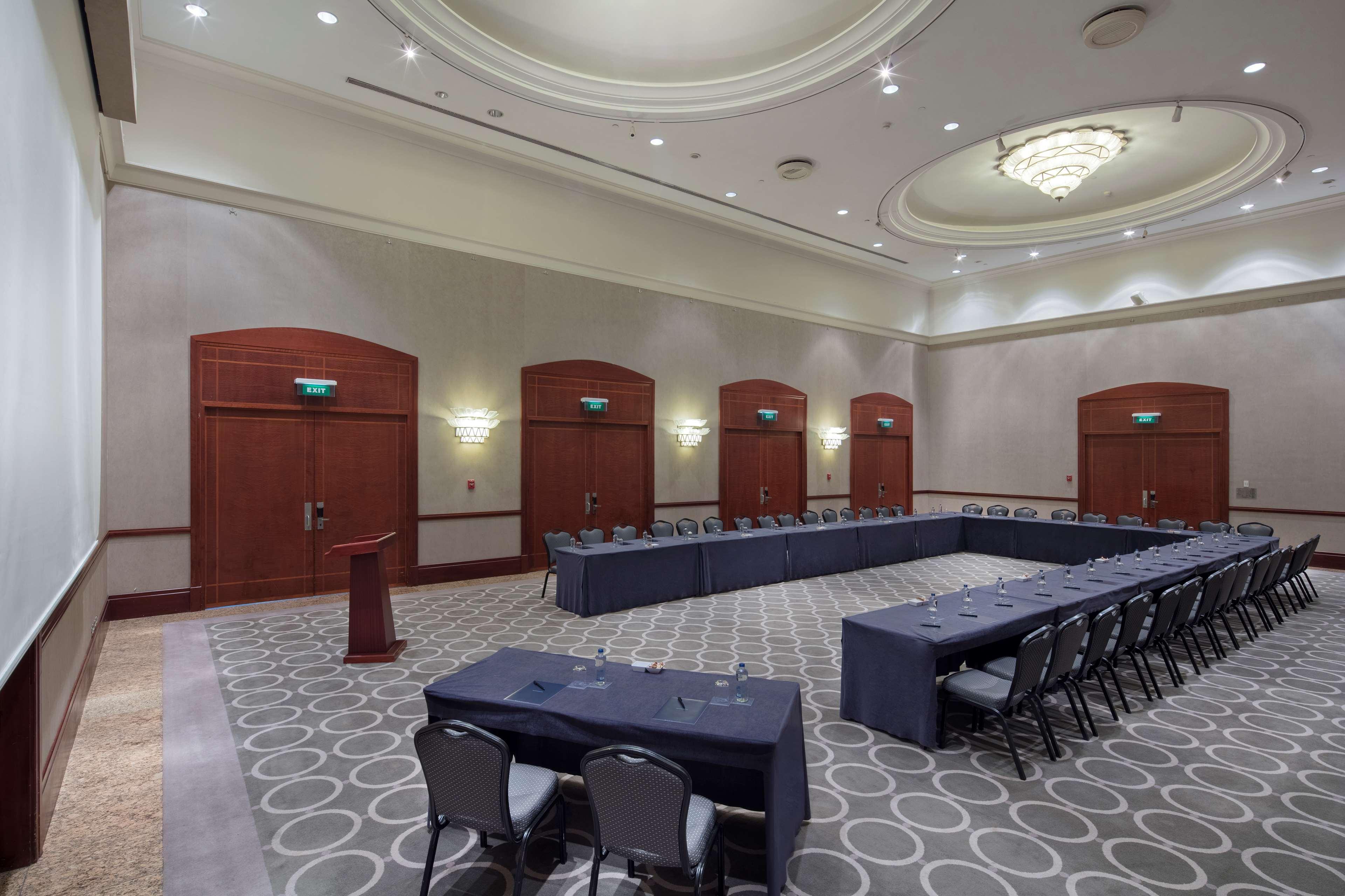 Adana Hiltonsa Hotel Exterior photo