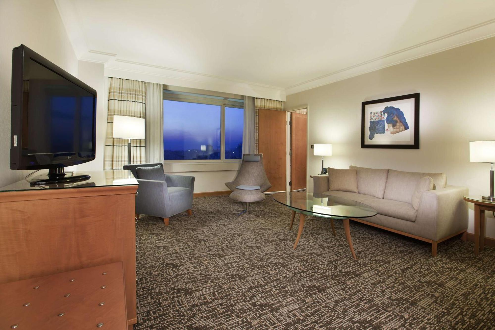 Adana Hiltonsa Hotel Exterior photo