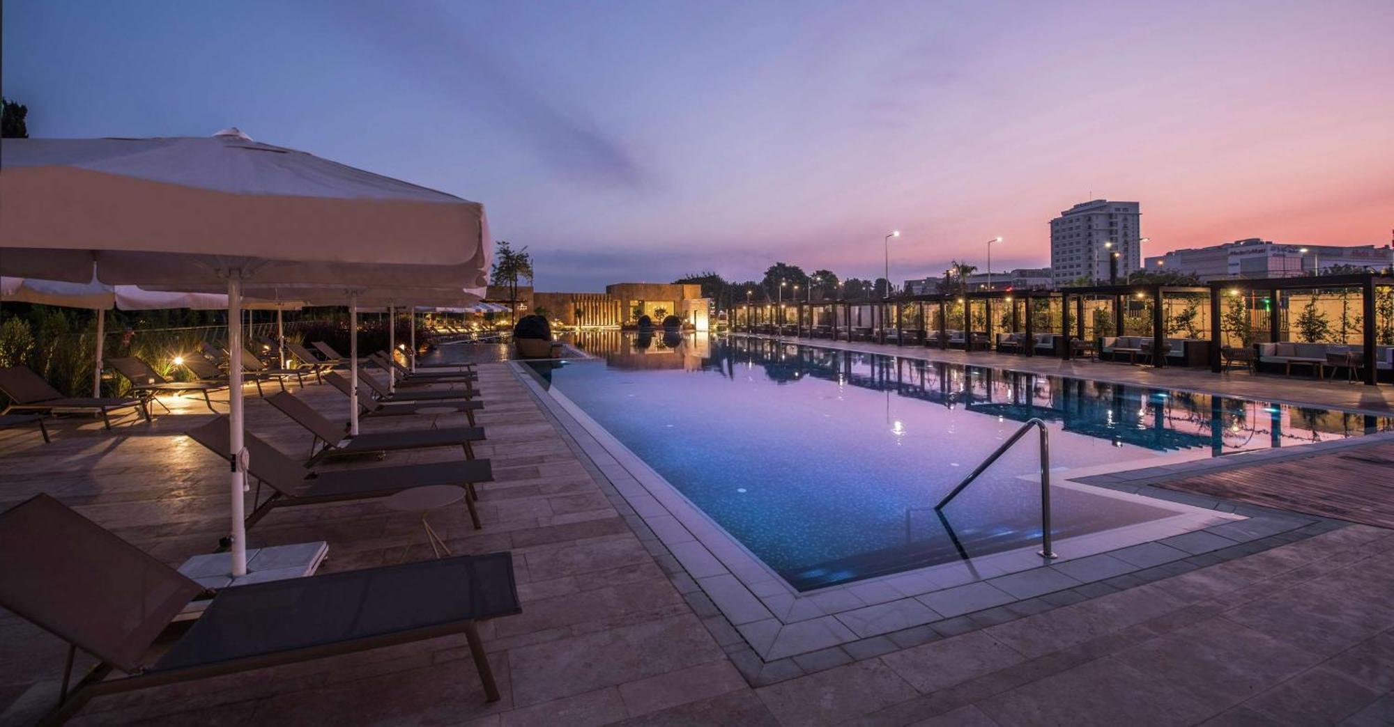 Adana Hiltonsa Hotel Exterior photo