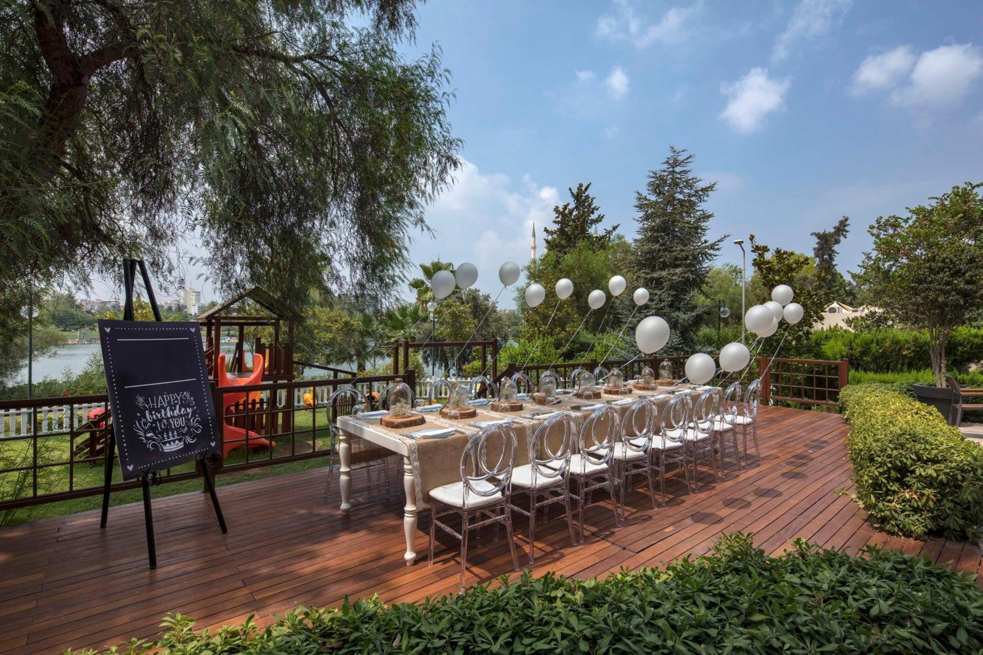 Adana Hiltonsa Hotel Exterior photo